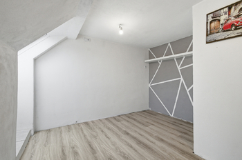Prodej domu 207 m², Lnáře