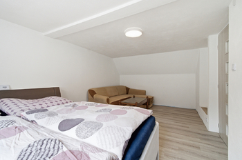 Prodej domu 207 m², Lnáře