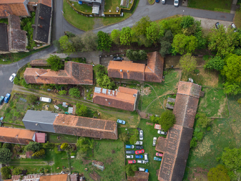 Prodej domu 207 m², Lnáře