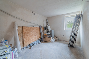 Prodej domu 207 m², Lnáře