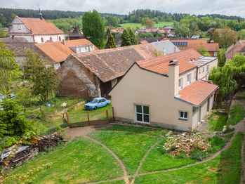 Prodej domu 207 m², Lnáře