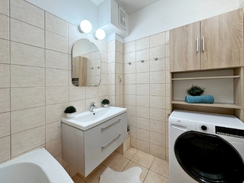 Prodej bytu 4+kk v osobním vlastnictví 79 m², České Budějovice