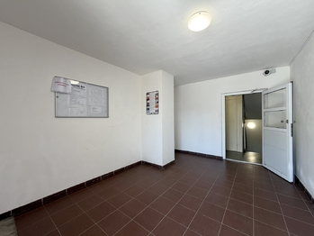 Pronájem bytu 1+1 v osobním vlastnictví 34 m², Jirkov