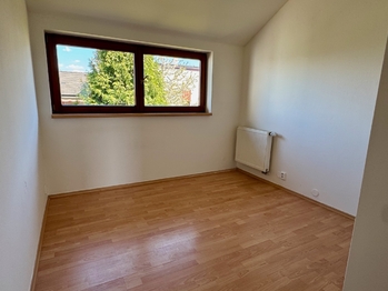 Ložnice - Prodej bytu 2+kk v osobním vlastnictví 38 m², Říčany