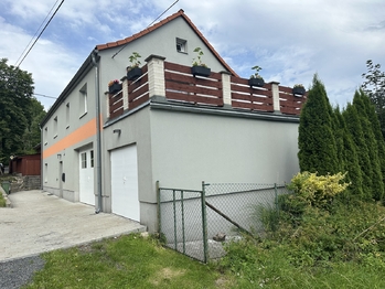 Prodej domu 200 m², Hodkovice nad Mohelkou