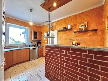 Prodej domu 200 m², Hodkovice nad Mohelkou