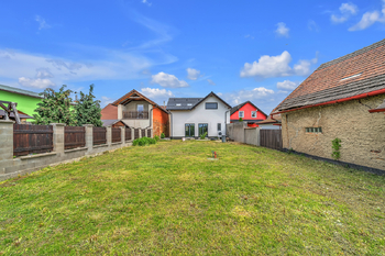 Prodej domu 160 m², Dolní Bousov