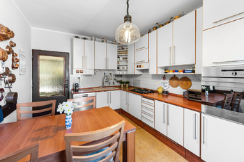 Prodej domu 218 m², Praha 8 - Libeň