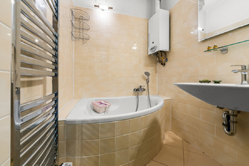 Prodej domu 218 m², Praha 8 - Libeň