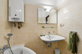 Prodej domu 218 m², Praha 8 - Libeň