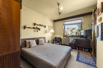 Prodej domu 218 m², Praha 8 - Libeň