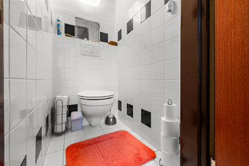 Prodej domu 218 m², Praha 8 - Libeň