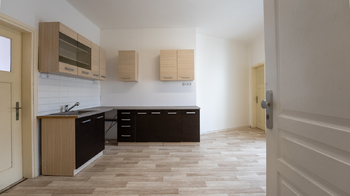 Prodej domu 210 m², Nové Strašecí