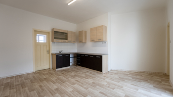 Prodej domu 210 m², Nové Strašecí