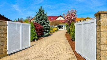 Prodej domu 243 m², Kly