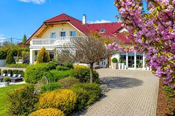 Prodej domu 243 m², Kly