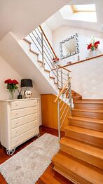 Prodej domu 243 m², Kly