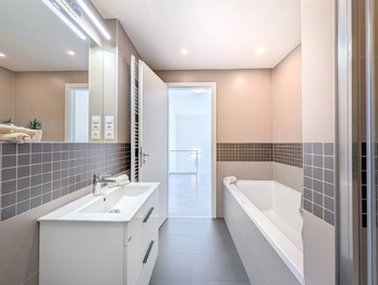 Pronájem domu 146 m², Praha 8 - Březiněves