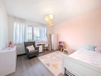 Pronájem domu 146 m², Praha 8 - Březiněves