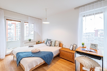 Ložnice. - Prodej bytu 2+kk v osobním vlastnictví 47 m², Praha 9 - Letňany