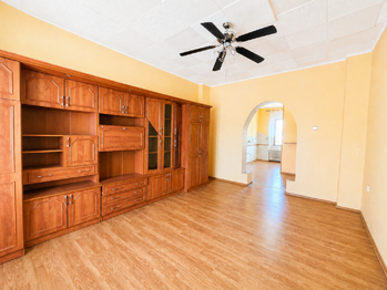 první patro - pokoj 2 - Prodej domu 180 m², Trmice