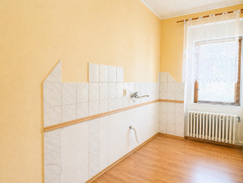 první patro - kuchyň - Prodej domu 180 m², Trmice