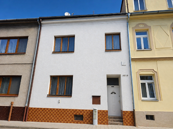 Prodej domu 180 m², Trmice