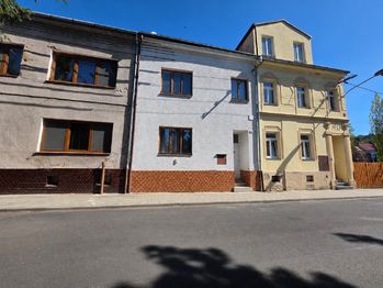 Prodej domu 180 m², Trmice