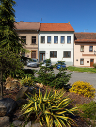 uliční pohled - Prodej domu 193 m², Hořovice