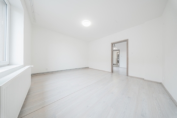 Prodej domu 73 m², Pchery