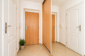 Pronájem bytu 1+kk v osobním vlastnictví 26 m², Praha 10 - Vršovice