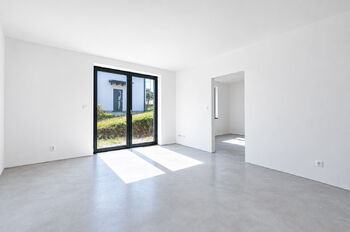 Prodej bytu 4+kk v osobním vlastnictví 91 m², Jince