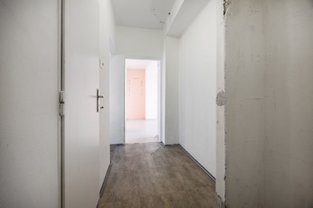 Prodej bytu 2+1 v osobním vlastnictví 53 m², Praha 9 - Hloubětín