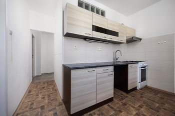 Prodej bytu 2+1 v osobním vlastnictví 53 m², Praha 9 - Hloubětín