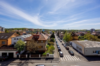 Prodej bytu 2+1 v osobním vlastnictví 53 m², Praha 9 - Hloubětín