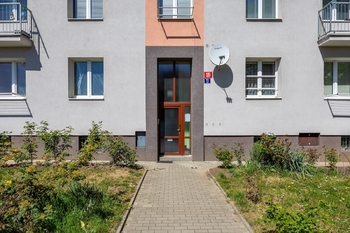Prodej bytu 2+1 v osobním vlastnictví 53 m², Praha 9 - Hloubětín