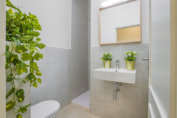 Prodej bytu 1+kk v osobním vlastnictví 20 m², Praha 5 - Smíchov