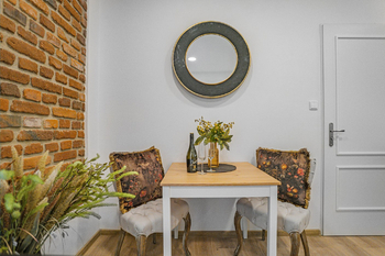 Prodej bytu 1+kk v osobním vlastnictví 20 m², Praha 5 - Smíchov