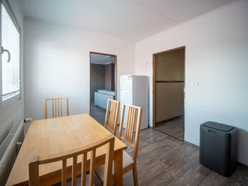 Kuchyňský kout - Pronájem bytu 3+1 v osobním vlastnictví 74 m², Trhové Sviny