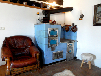 Kachlová kamna - Prodej chaty / chalupy 368 m², Benešov u Semil