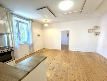 Prodej bytu 2+kk v osobním vlastnictví 45 m², Praha 6 - Veleslavín