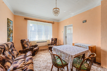 Prodej domu 70 m², Chrášťany
