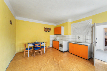 Prodej domu 70 m², Chrášťany
