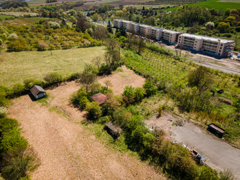 Prodej pozemku 867 m², Slaný