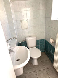 Pronájem kancelářských prostor 250 m², Třebíč