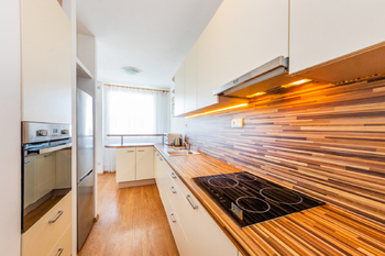 Prodej bytu 3+1 v družstevním vlastnictví 62 m², Praha 8 - Bohnice