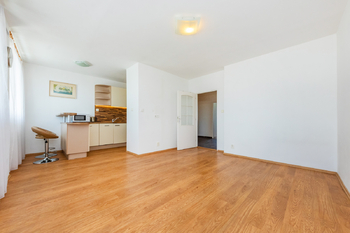 Prodej bytu 3+1 v družstevním vlastnictví 62 m², Praha 8 - Bohnice