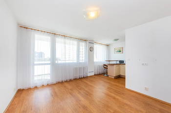 Prodej bytu 3+1 v družstevním vlastnictví 62 m², Praha 8 - Bohnice