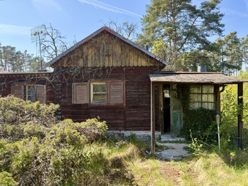 Prodej pozemku 2196 m², Hradištko