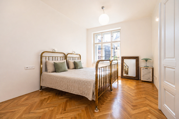 Pronájem bytu 3+1 v osobním vlastnictví 105 m², Praha 3 - Vinohrady